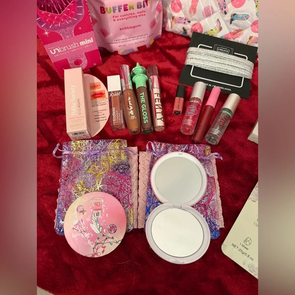 Resellers bundle assorted items - Picture 5 of 6